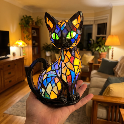 Moggy Lamp size in the hand