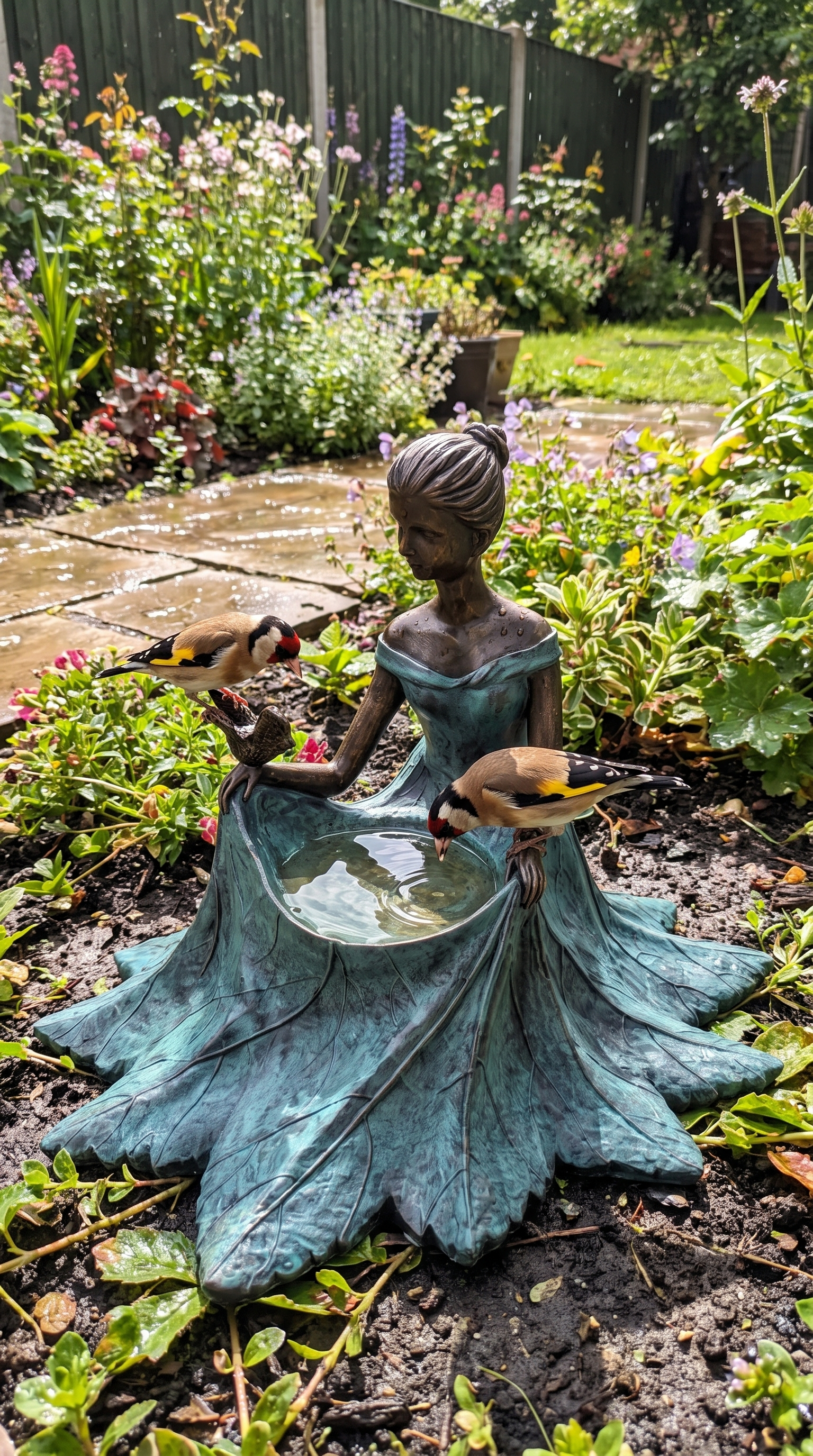 Customer photo 5 of Geoff's bronze bird bath
