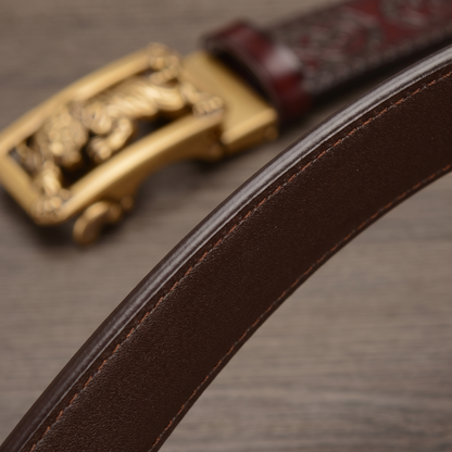 Close-up of the burnished and stitched edge of the strap