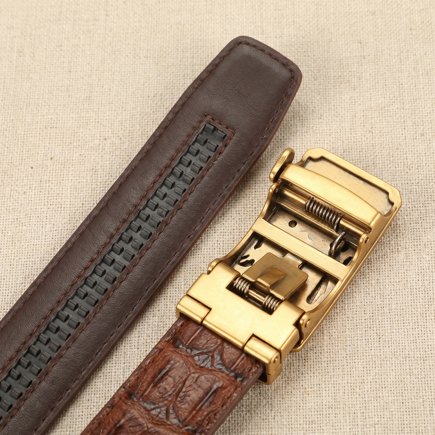 Inside of the strap showing the toothed track instead of punched holes